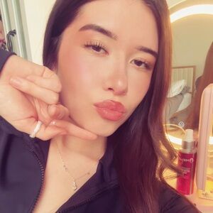 Meet your Posher, Isidora
